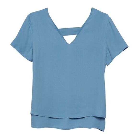 Banana Republic Blue Double Vee V-Neck Layered Blouse – EUC Size Large - Picture 2 of 2